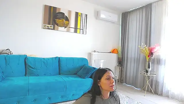 ScarletTemptationX online show from April 23, 2026, 5:41 am