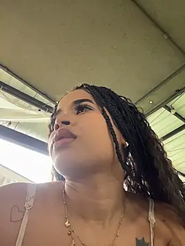 Snapshot of EmmaExoticaXXX chatting on July 9, 2026, 9:19 pm EmmaExoticaXXX online show from July 9, 2026, 9:19 pm