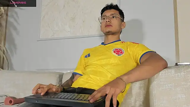 Alan Salazar online show from June 17, 2026, 5:47 pm
