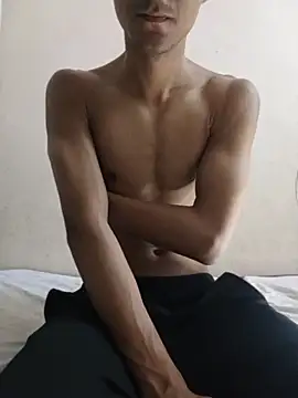 Snapshot of skinny_raj chatting on May 26, 2026, 6:37 pm skinny raj online show from May 26, 2026, 6:37 pm