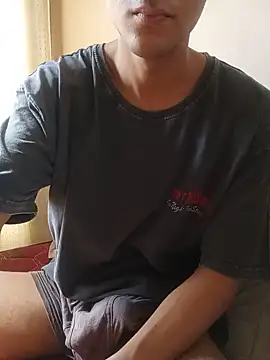 Snapshot of skinny_raj chatting on June 16, 2026, 8:50 am skinny raj online show from June 16, 2026, 8:50 am