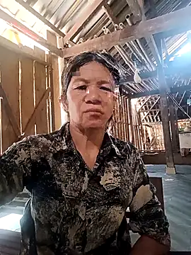 -Kana- online show from April 28, 2026, 3:44 am