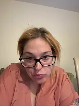 SecretRavenXO online show from May 16, 2026, 12:29 am
