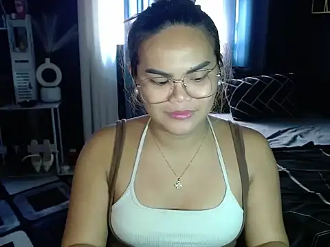 Snapshot of Kendallfoxx chatting on May 9, 2026, 12:27 am Kendallfoxx online show from May 9, 2026, 12:27 am