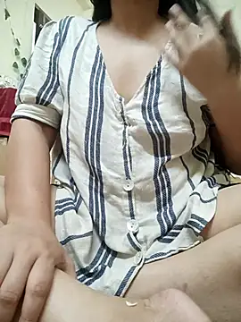 Snapshot of Aayaat__ chatting on July 28, 2026, 11:50 am Aayaat online show from July 28, 2026, 11:50 am