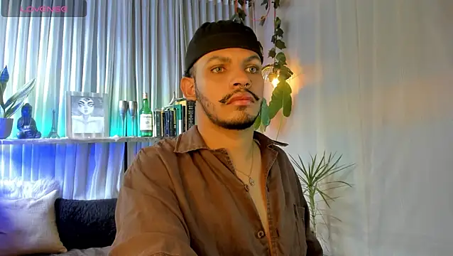 JaviCollins- online show from May 28, 2026, 3:42 pm