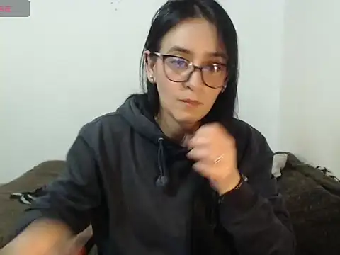 Snapshot of ASHLEYLOVE11 chatting on July 8, 2026, 1:26 pm ASHLEYLOVE11 online show from July 8, 2026, 1:26 pm
