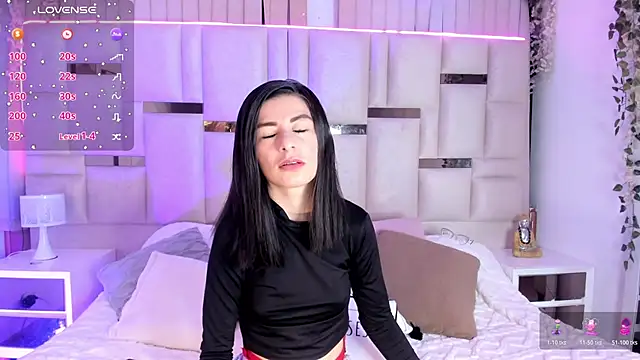 mariana  thompson online show from July 15, 2026, 2:39 am