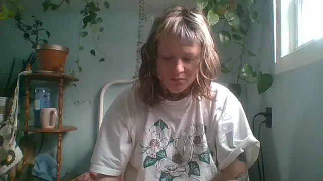 RosieSwitchBitch online show from May 19, 2026, 11:05 am