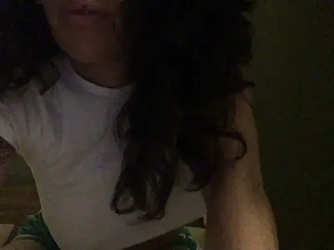 Snapshot of claraxloveuse chatting on May 19, 2026, 8:48 pm claraxloveuse online show from May 19, 2026, 8:48 pm