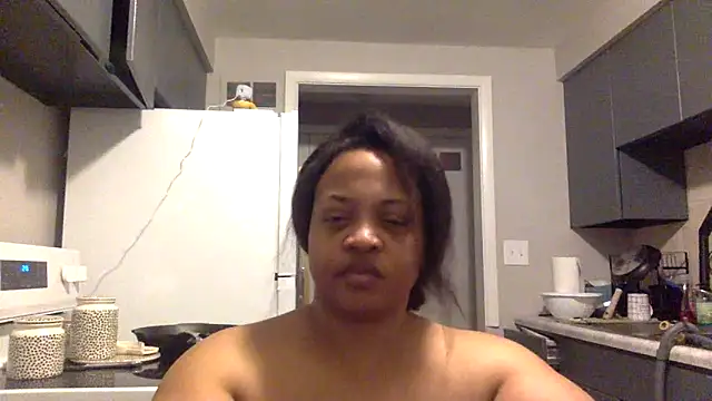 richierichelle online show from May 18, 2026, 7:47 am
