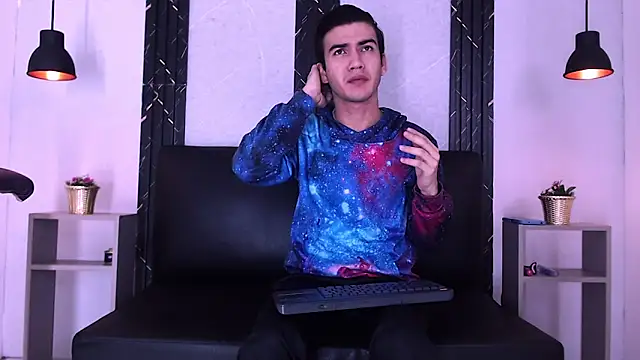 Feiccer Castquer online show from May 6, 2026, 11:26 am