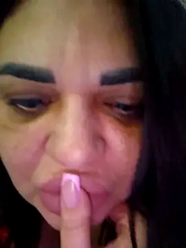 Snapshot of -CUTE-EVVIL- chatting on May 2, 2026, 7:08 pm -CUTE-EVVIL- online show from May 2, 2026, 7:08 pm