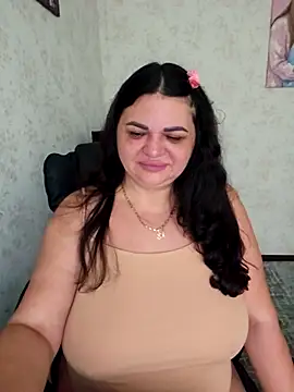 Snapshot of -CUTE-EVVIL- chatting on May 12, 2026, 4:42 am -CUTE-EVVIL- online show from May 12, 2026, 4:42 am