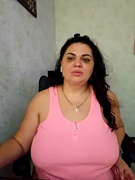 Snapshot of -CUTE-EVVIL- chatting on May 24, 2026, 7:52 pm -CUTE-EVVIL- online show from May 24, 2026, 7:52 pm