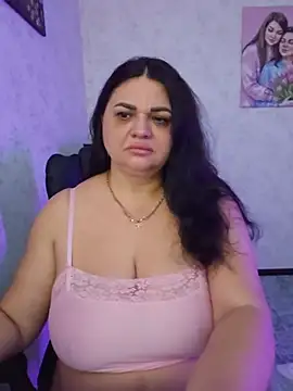 Snapshot of -CUTE-EVVIL- chatting on May 28, 2026, 7:11 pm -CUTE-EVVIL- online show from May 28, 2026, 7:11 pm