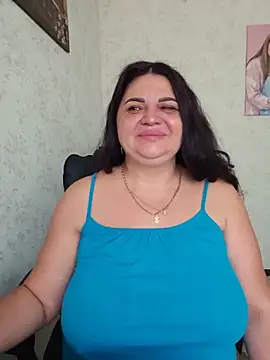 Snapshot of -CUTE-EVVIL- chatting on May 29, 2026, 7:28 am -CUTE-EVVIL- online show from May 29, 2026, 7:28 am