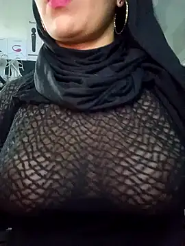 Snapshot of nadia__abaud chatting on December 27, 2024, 5:20 am nadia abaud online show from December 27, 2024, 5:20 am