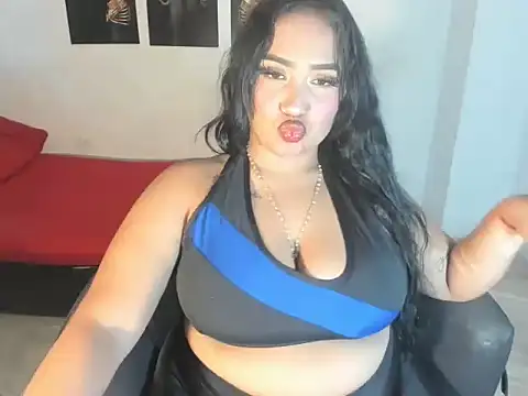 Snapshot of Curvybigassx chatting on July 24, 2026, 3:04 am Curvybigassx online show from July 24, 2026, 3:04 am