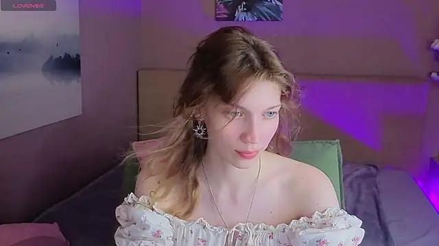 Emily Cartex online show from July 10, 2026, 5:34 am