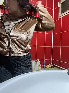 babyivory online show from April 26, 2026, 3:21 pm