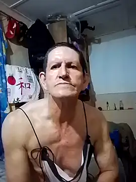 sebaton1 online show from April 25, 2026, 11:02 pm