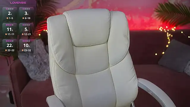 Snapshot of KettyFlo chatting on June 4, 2026, 6:36 pm KettyFlo online show from June 4, 2026, 6:36 pm