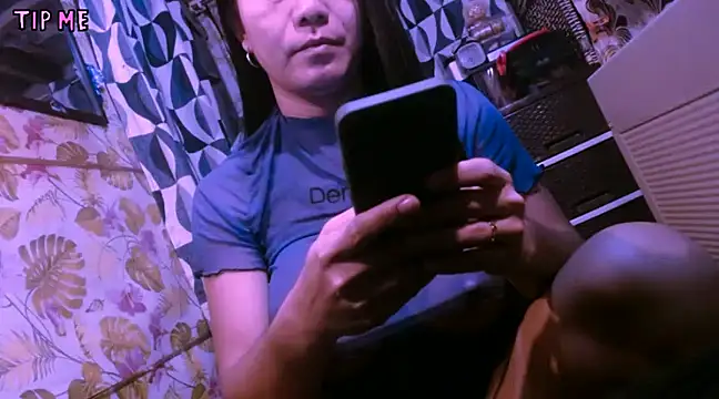 TSjuicyhotdrops online show from February 10, 2025, 10:09 pm