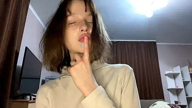 asunasue online show from April 27, 2026, 11:36 pm