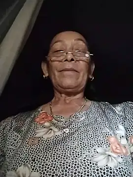 Snapshot of mouth22 chatting on June 26, 2026, 12:53 pm mouth22 online show from June 26, 2026, 12:53 pm
