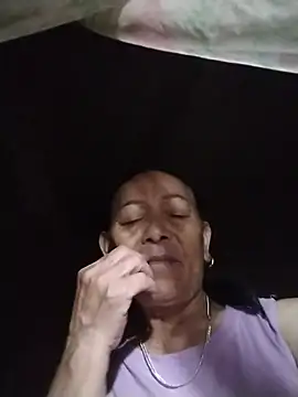 Snapshot of mouth22 chatting on July 22, 2026, 1:36 pm mouth22 online show from July 22, 2026, 1:36 pm