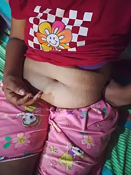 shashini97 online show from May 3, 2026, 10:43 am