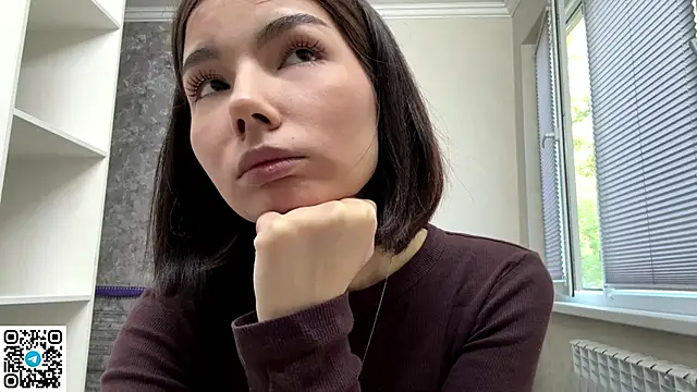 Snapshot of MarylnMonnier chatting on May 5, 2026, 11:18 am MarylnMonnier online show from May 5, 2026, 11:18 am