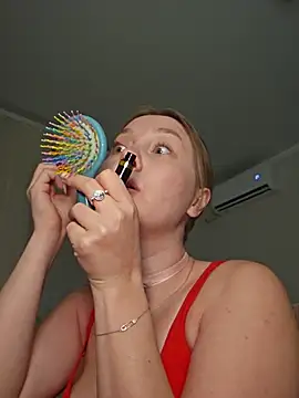 Snapshot of ooopsitscandy chatting on August 7, 2026, 6:10 pm ooopsitscandy online show from August 7, 2026, 6:10 pm