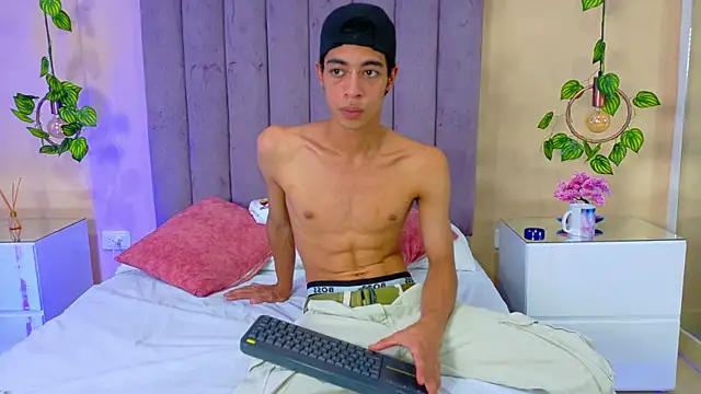 Liam  Mercury online show from June 26, 2026, 8:02 pm