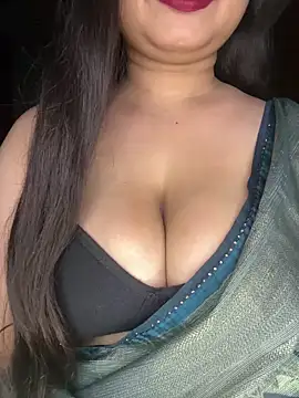 Naughty pooja44 online show from May 9, 2026, 8:52 am