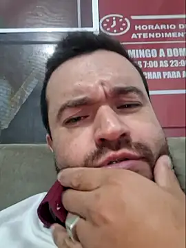 Snapshot of comeraba chatting on June 10, 2026, 3:18 am comeraba online show from June 10, 2026, 3:18 am