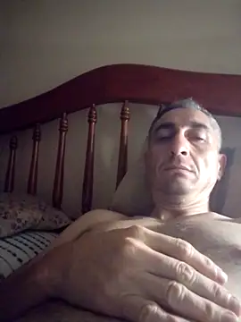 Alejandro83bsf online show from June 17, 2026, 11:12 am