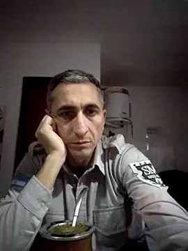 Alejandro83bsf online show from June 18, 2026, 10:14 pm