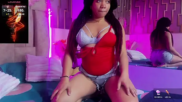 Snapshot of ashly_ruiz chatting on May 13, 2026, 8:38 pm ashly ruiz online show from May 13, 2026, 8:38 pm