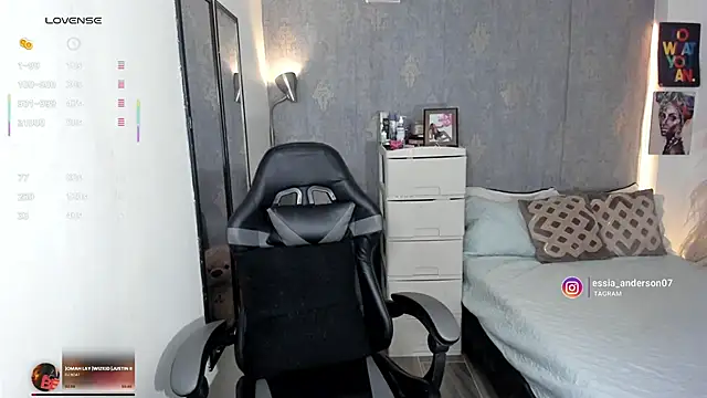 Snapshot of alessia_anderson chatting on September 24, 2025, 9:40 pm alessia anderson online show from September 24, 2025, 9:40 pm