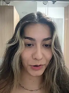 Snapshot of Bonnie_Rider chatting on May 14, 2026, 12:17 am Bonnie Rider online show from May 14, 2026, 12:17 am
