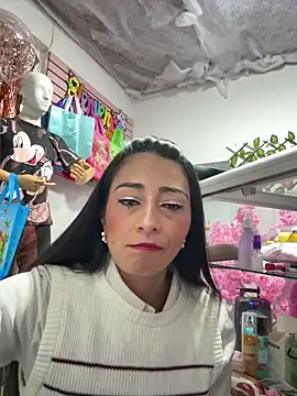 IsabellaMariet online show from June 11, 2026, 1:20 pm