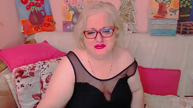 Maturelove xxx online show from July 10, 2026, 7:05 pm