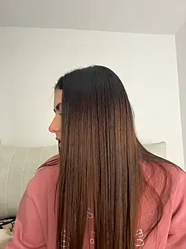 EmilyCxx online show from July 19, 2026, 12:14 am