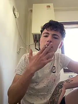 Snapshot of denysio89 chatting on May 14, 2026, 6:20 am denysio89 online show from May 14, 2026, 6:20 am