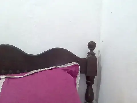 Snapshot of Xoeni chatting on May 15, 2026, 11:34 pm Xoeni online show from May 15, 2026, 11:34 pm
