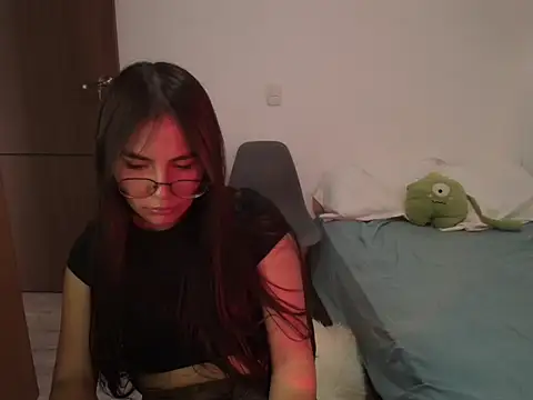 Snapshot of abbyyandmaxx chatting on May 8, 2026, 4:01 pm abbyyandmaxx online show from May 8, 2026, 4:01 pm