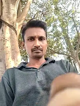 Snapshot of Dipu12390 chatting on May 7, 2026, 10:42 am Dipu12390 online show from May 7, 2026, 10:42 am