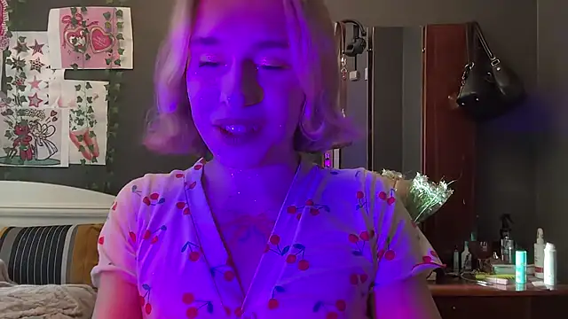 Miss Amy00 online show from June 21, 2026, 3:58 pm